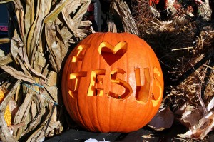 i-love-jesus-pumpkin