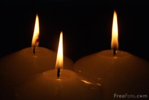 90_20_15---Three-Advent-Candles_web